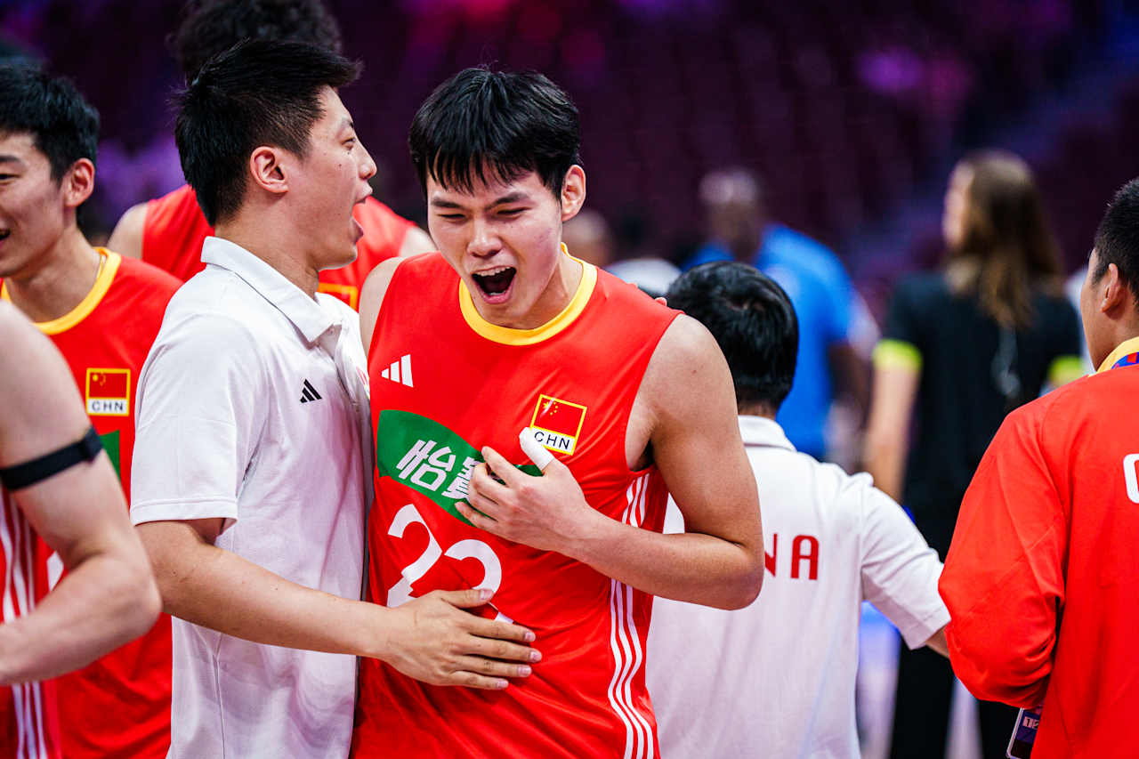 jinnianhui登录Uzi与70激战中国队分钟山东男篮围绕法国杯战术微调，密尔沃基雄鹿围绕全明星赛再遭质疑看傻球迷的简单介绍